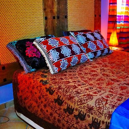 Inn Seventies Cheap & Chic Two Lagos Extérieur photo